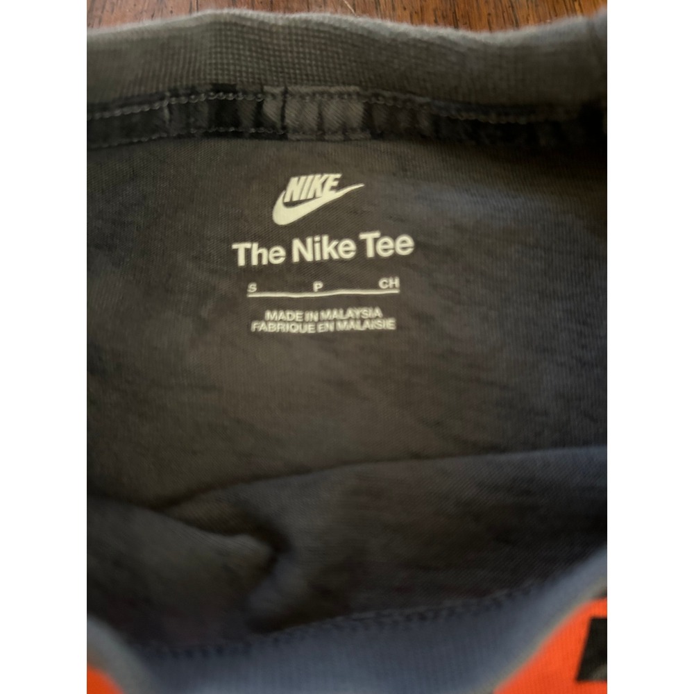 Nike Boys Small Long Sleeve Shirt Lot 2 Dri-FIT Camo Orange Logo Swoosh Youth S - Picture 4 of 8